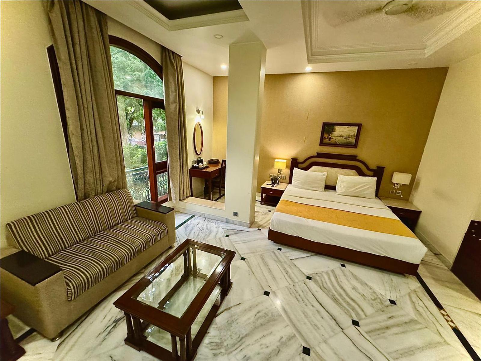 Hotel Florence Inn, Karol Bagh, New Delhi, 2 Min From Metro Eksteriør bilde